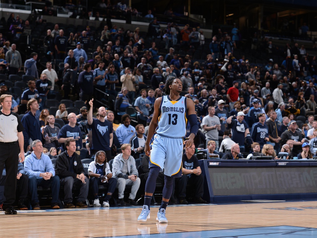 灰熊主场变绿军天地!阿尔达马愤怒表态不满 本地球迷支持疲软:灰熊所在城市孟菲斯可能